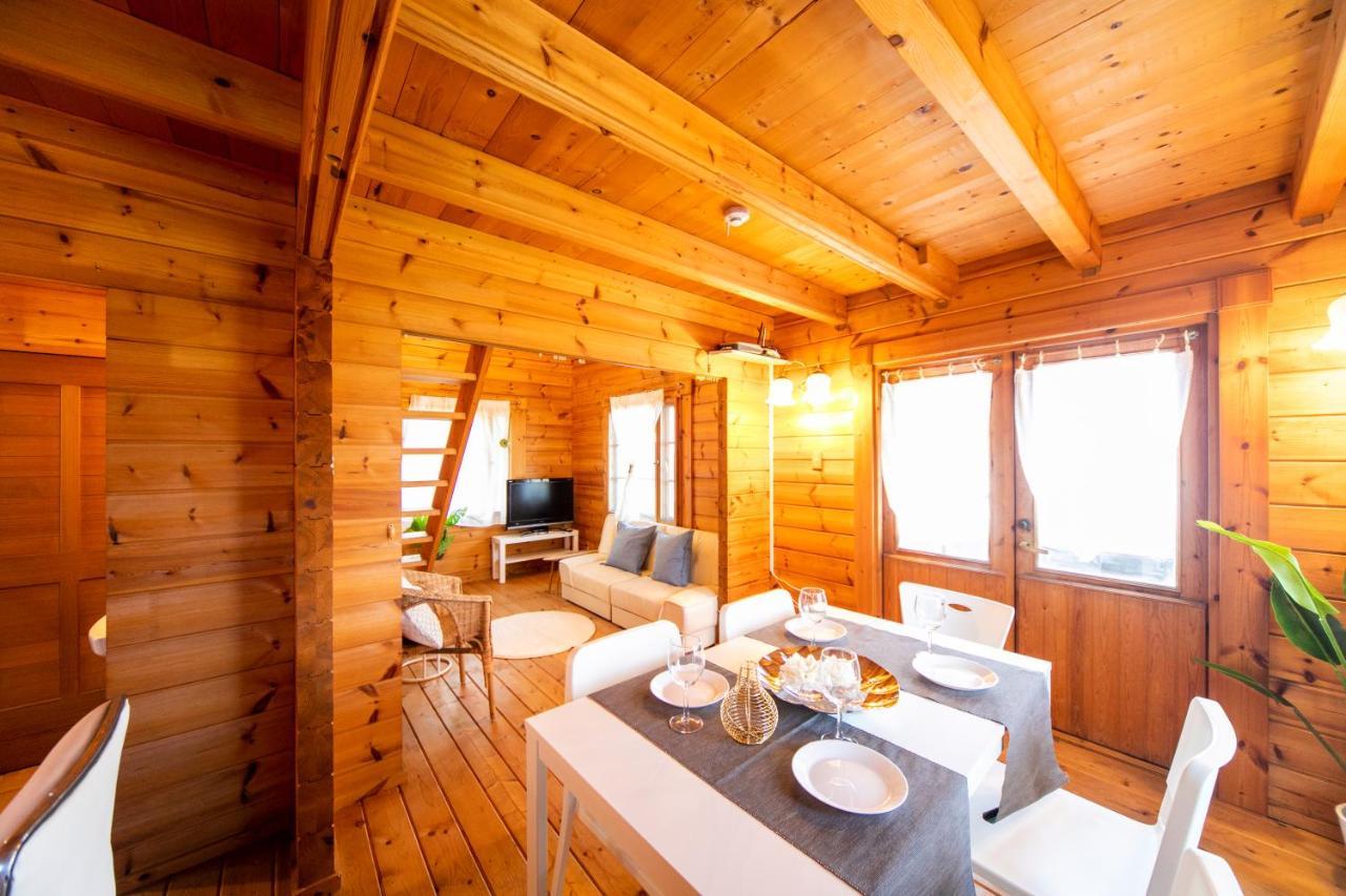 Awaji Seaside Log House In Goshiki 1 Villa Sumoto ภายนอก รูปภาพ